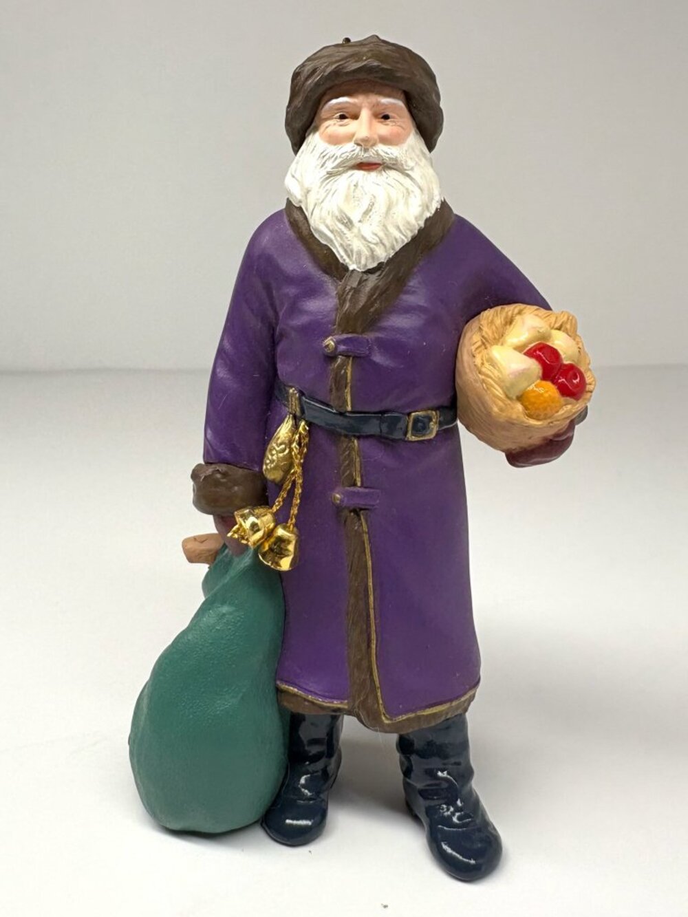 1995 Merry Olde Santa Hallmark Keepsake Ornament